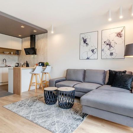Sky Home- Ilumino Apartment -Centrum, Parking, Klimatyzacja, Dostep Na Kod Łódź Exteriör bild
