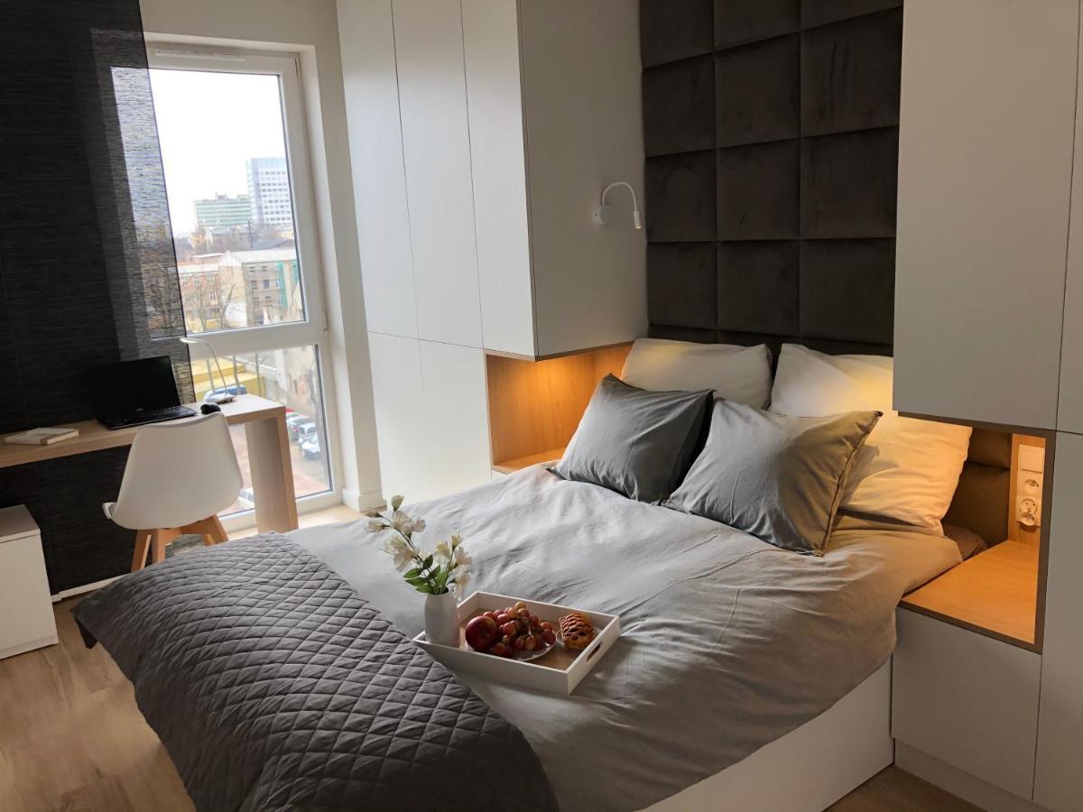 Sky Home- Ilumino Apartment -Centrum, Parking, Klimatyzacja, Dostep Na Kod Łódź Exteriör bild