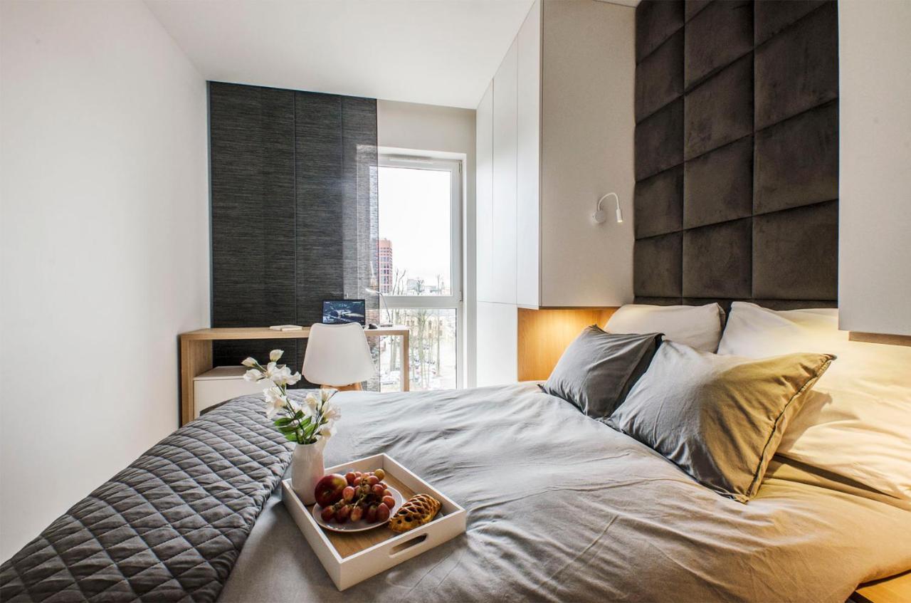 Sky Home- Ilumino Apartment -Centrum, Parking, Klimatyzacja, Dostep Na Kod Łódź Exteriör bild